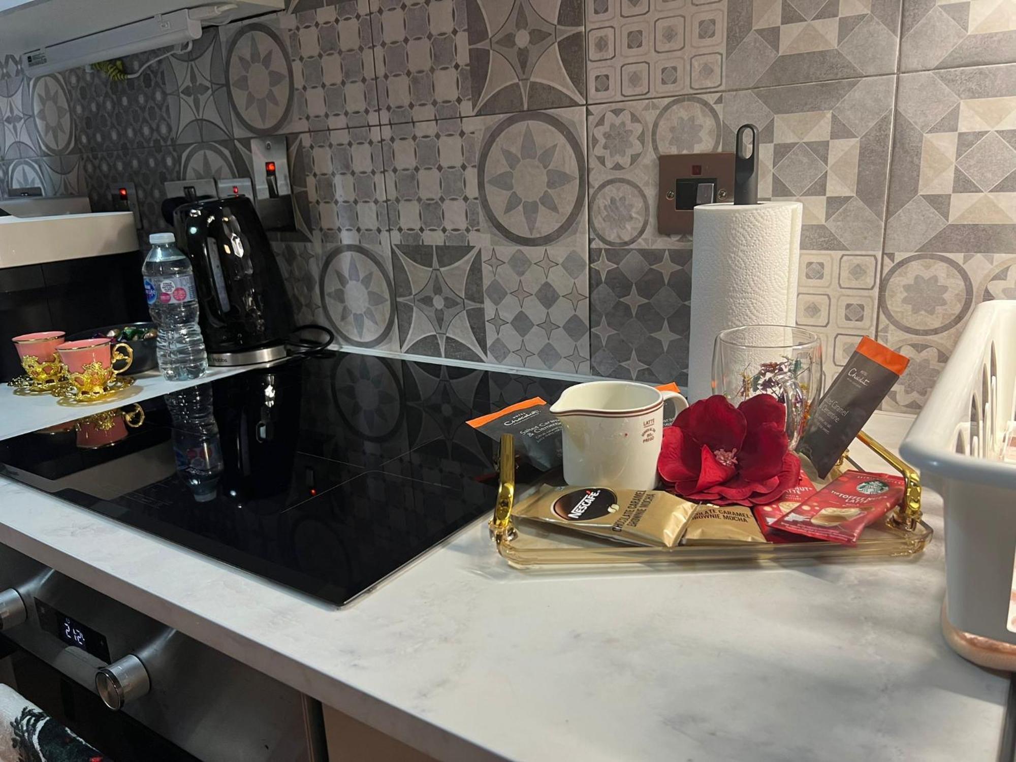 Stylish Flat In Central London Prime Location Near Hyde Park ภายนอก รูปภาพ